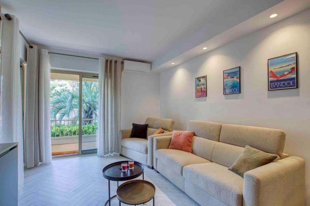 Appartement Piscine Tennis Acces Prive Plage Joia Санари-сюр-Мер Экстерьер фото